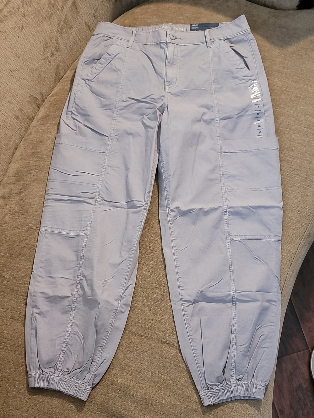 American Eagle High Rise Baggy Jogger Cargo Style Pants